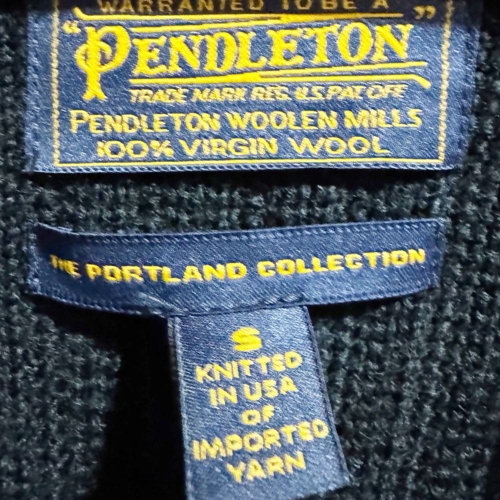 Pendleton Women Small Black Long Button Down Cardigan Wool Aztec Print Pockets - Picture 4 of 6